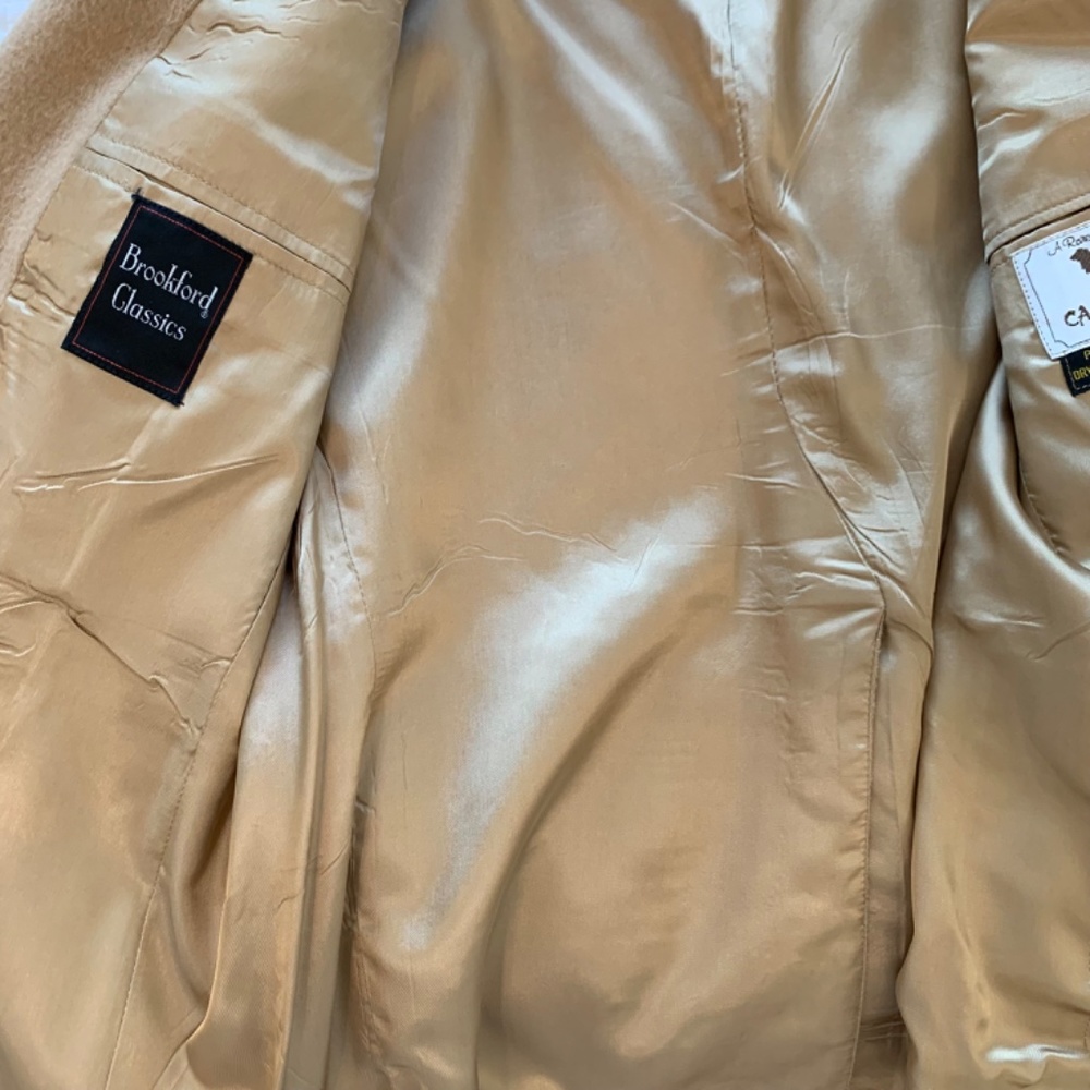 Vintage Camel Blazer with button detail - Picture 6 of 6